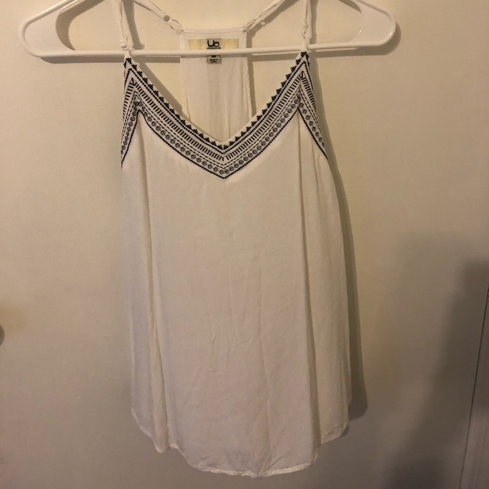 White boutique tank top blouse